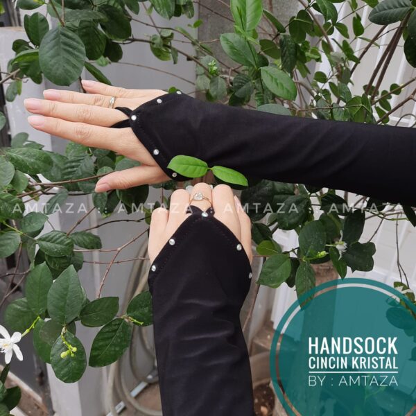 Amtaza Grosir Handsock-Manset Cincin Kristal Handsock Cantik 4 Amtaza Grosir Handsock-Manset Cincin Kristal Handsock Cantik