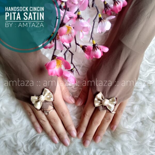 Amtaza Grosir Handsock-Manset Cincin Pita Satin Handsock Cantik