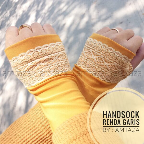 Amtaza Handsock Jempol Renda Garis Handsock Cantik Amtaza Handsock Jempol Renda Garis Handsock Cantik 2